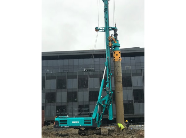 Instalatie de Foraj SUNWARD SWDM 220A- cu sistem de ridicare pe troliu de vanzare
